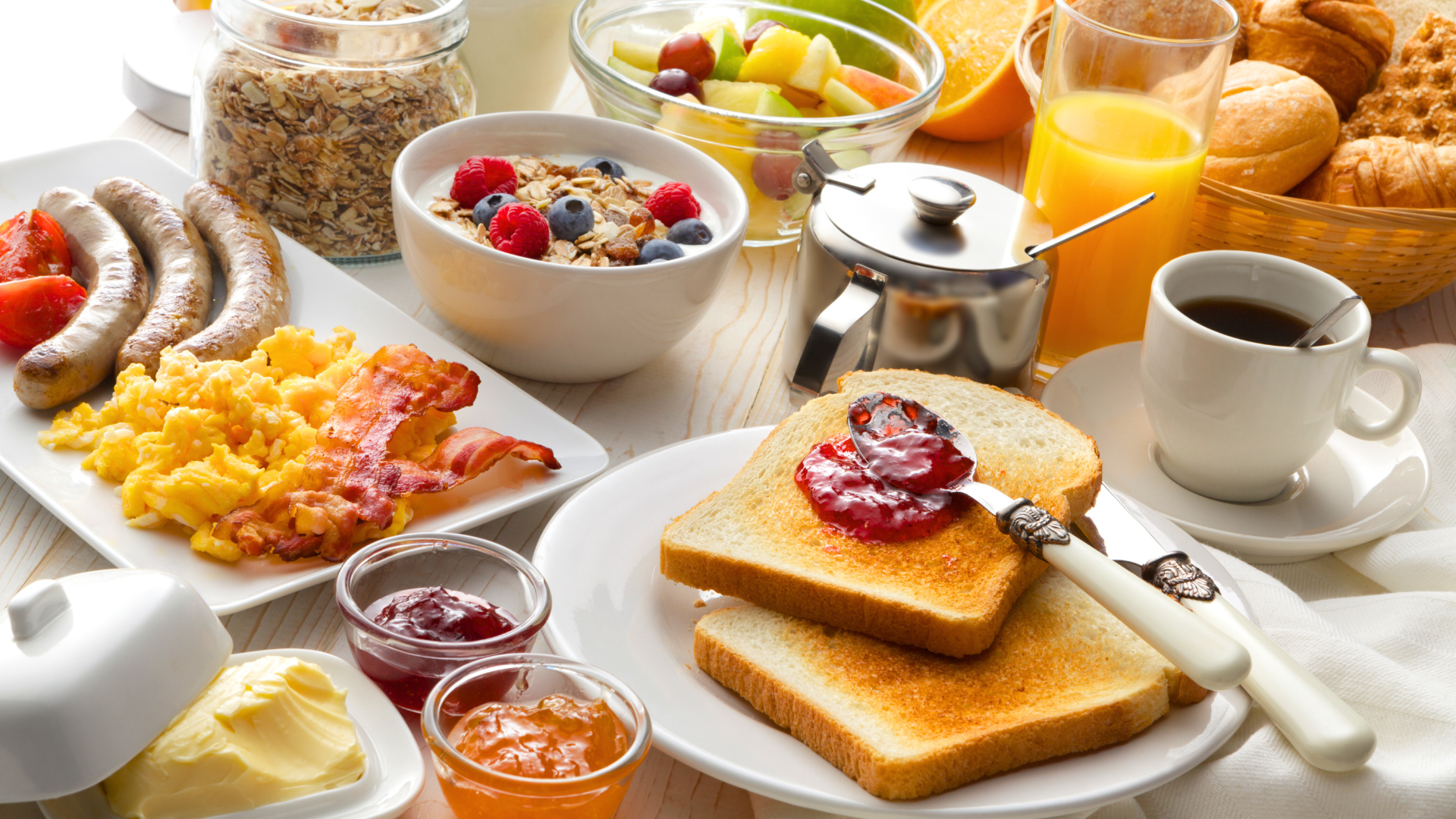 Breakfast included for two with the Magnificent Mile Private Guest Club package